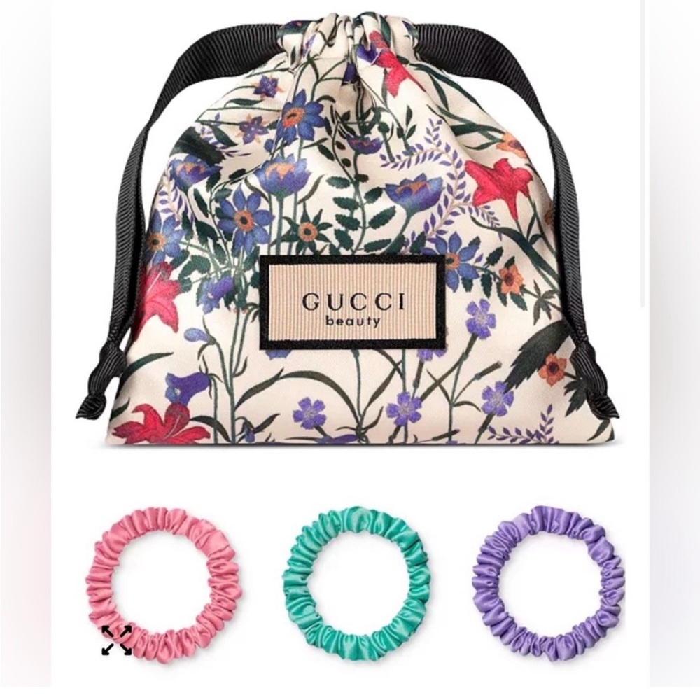 GWP Gucci Beauty Floral Pouch with Colorful Accessories